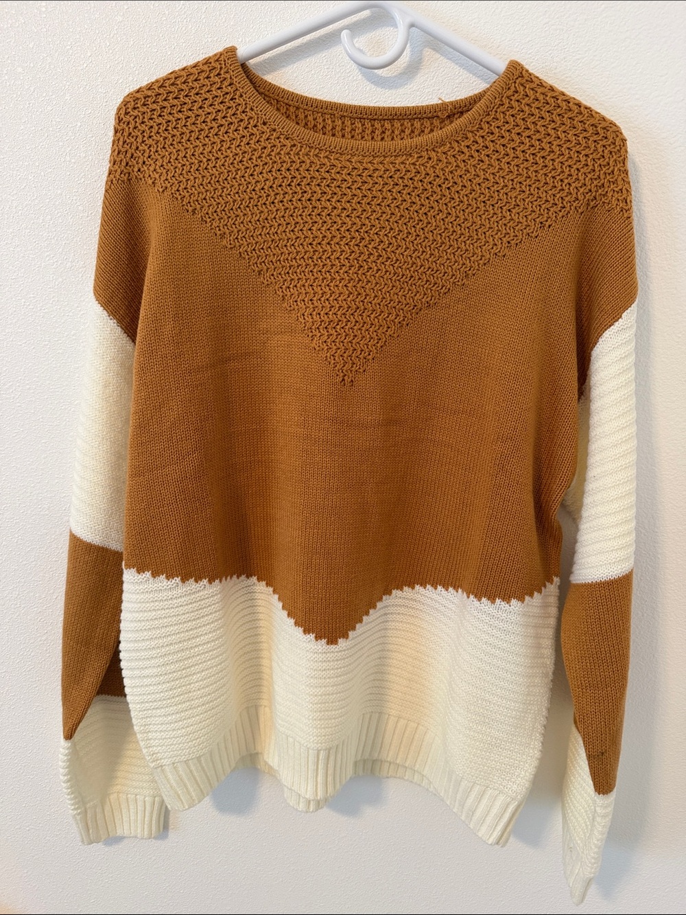 Chunky Colorblock Crewneck Sweater in Brown and Cream